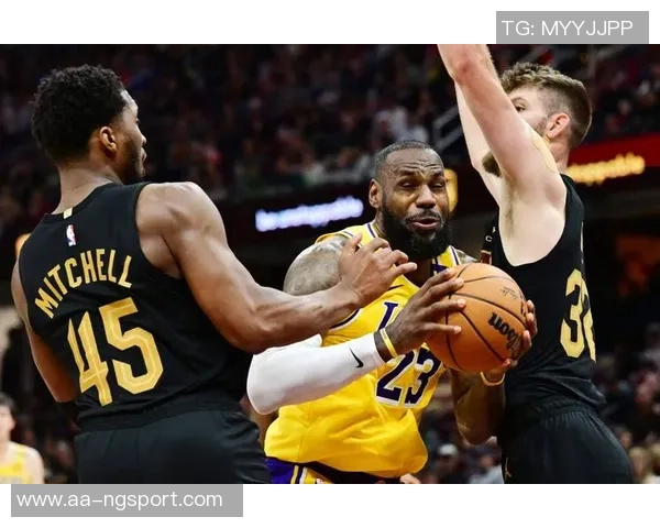 湖人本季15场失利中14场分差双位数克内克特带队客场战胜昔日球队