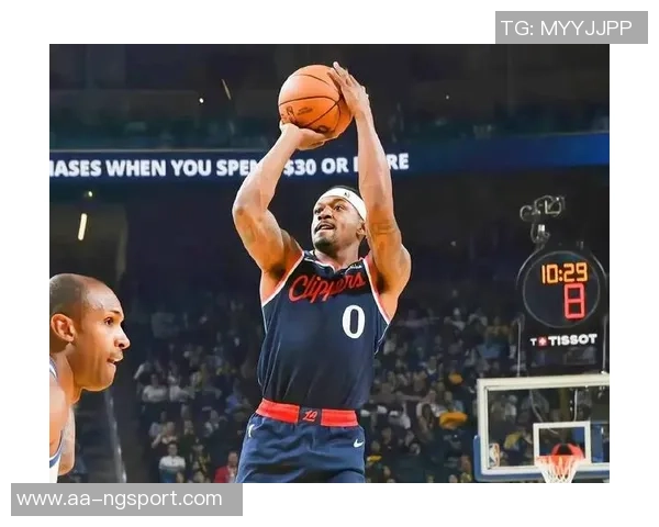 比尔表现低迷仅得5分4犯规球队遭遇失利显露问题