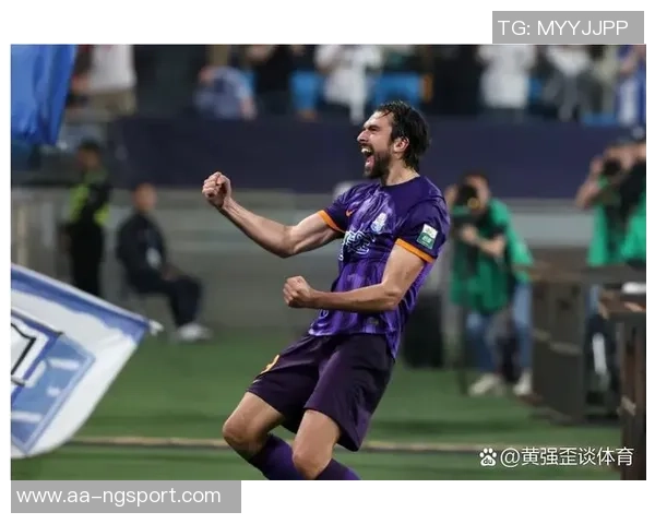 孔帕尼续约获广泛认可球员在其指导下显著提升表现