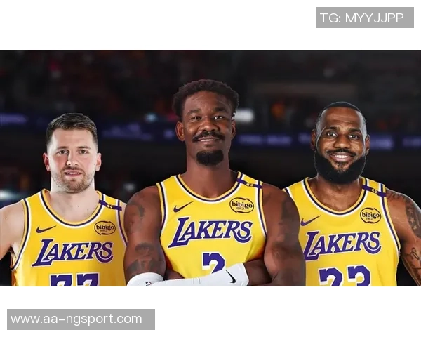 东詹强势表现助力球队逆转局面海斯替代顿宝成关键调整